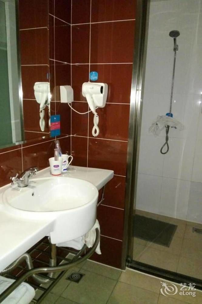 Hanting Express Beijing Guomao Exteriör bild